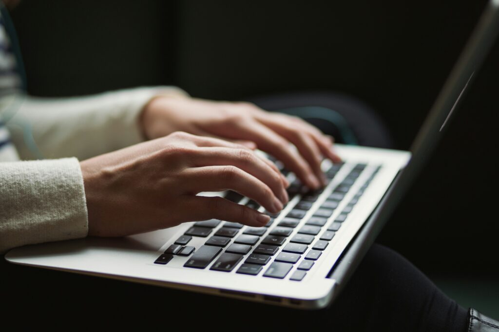 desk stretches for wrist pain