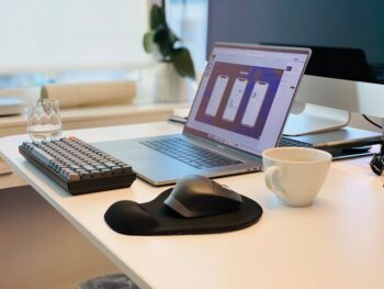 implementing workplace ergonomics to reduce wrist injuries