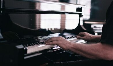Managing Tendonitis and Strain for Musicians
