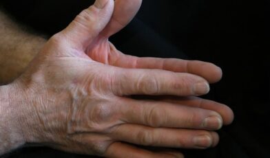 Best Daily-Use Products to Support Arthritic Hands